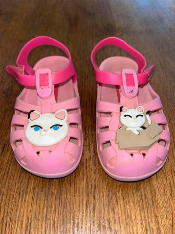 Sandalen mt 24 roze schoenen beschikbaar voor biedingen