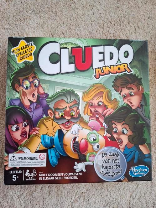 Cluedo Junior - Mijn Eerste Spelletje Cluedo, Hobby en Vrije tijd, Gezelschapsspellen | Bordspellen, Zo goed als nieuw, Drie of vier spelers