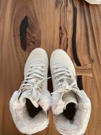 Nieuwe Ecru Skechers / mt 39, Kleding | Dames, Schoenen, Ophalen of Verzenden, Zo goed als nieuw, Beige, Sneakers of Gympen