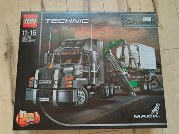42078 LEGO Mack Anthem, nieuw beschikbaar voor biedingen