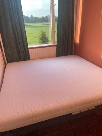 HR40 matras als nieuw! beschikbaar voor biedingen