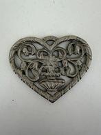 Gietijzeren hart – wandhanger – landelijke brocante stijl, Ophalen of Verzenden, Zo goed als nieuw, Zilver, Overige materialen