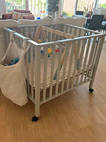 Pericle ocean box met wielen - goede staat! beschikbaar voor biedingen
