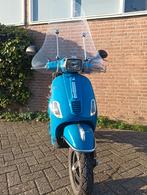 Vespa snor 4t 4v, Fietsen en Brommers, Scooters | Vespa, Ophalen of Verzenden, Zo goed als nieuw, Benzine