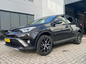 Toyota RAV4 2.0 D-4D-F Style ECC/NAVI/PDC/LED (bj 2016) beschikbaar voor biedingen