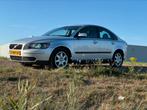 Volvo S40 2.4 103KW Geartronic AUT 2004 Grijs, 74 €/maand, Zwart, S40, 2435 cc