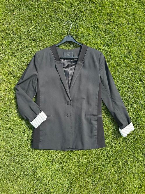 IKKS blazer maat 36, Kleding | Dames, Jasjes, Kostuums en Pakken, Zo goed als nieuw, Jasje, Maat 36 (S), Zwart, Ophalen of Verzenden