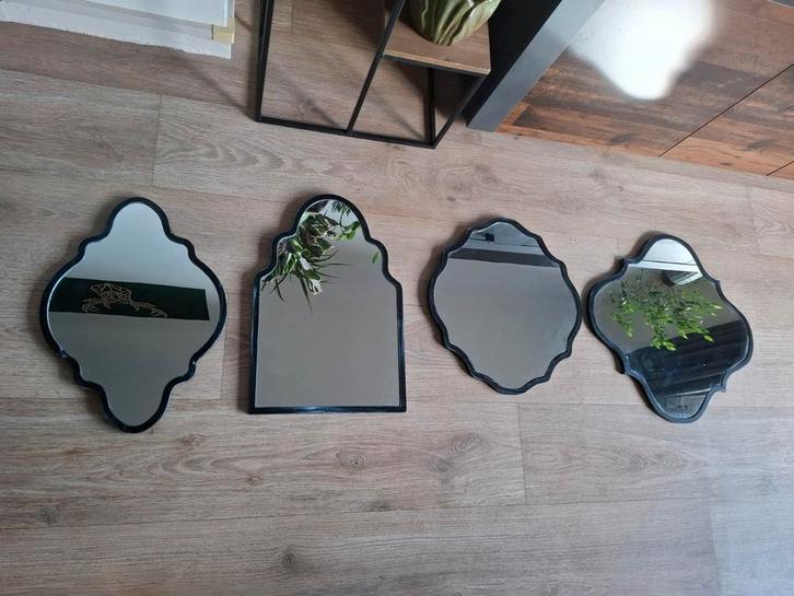 Set van 4 Woonexpress Spiegels - Verschillende vormen, Huis en Inrichting, Woonaccessoires | Spiegels, Zo goed als nieuw, Minder dan 50 cm