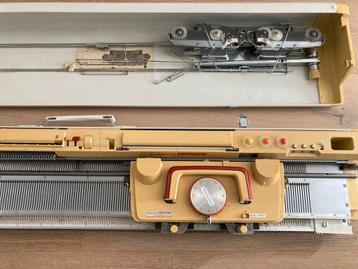 Empisal Knitmaster 360 dubbelbeds breimachine beschikbaar voor biedingen