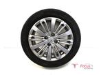 Velg + Band van een Peugeot 208, Gebruikt, -, -, Ophalen of Verzenden