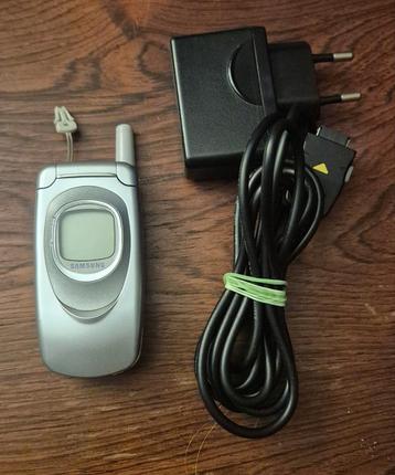 Samsung SGH-A800 met originele lader beschikbaar voor biedingen