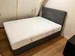 IKEA bed 160x200 incl. matras, headbord en (nacht-) kast, Ophalen, Tweepersoons, Zo goed als nieuw, 200 cm