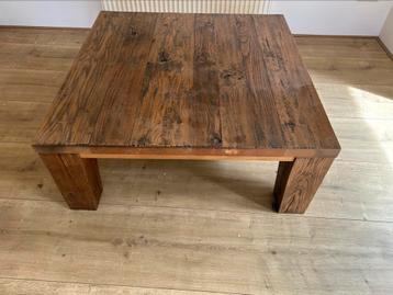 Zware Houten salontafel oud hout 100 x 100 x 41 beschikbaar voor biedingen