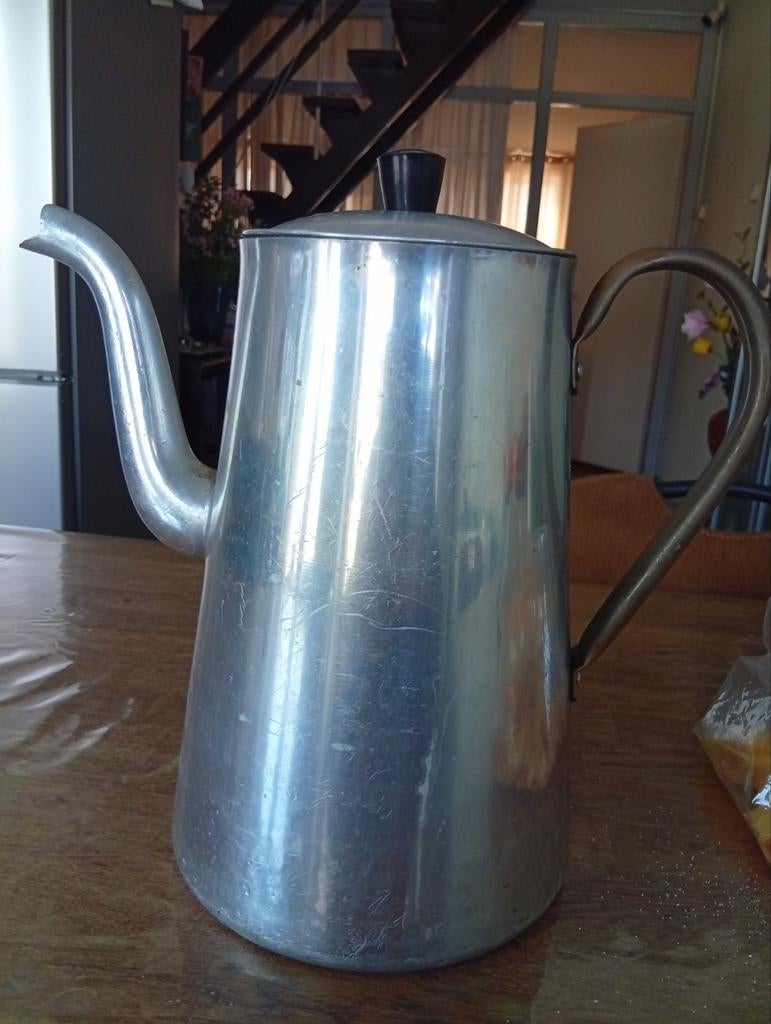Vintage Aluminium theepot / koffiekan 3,5 liter, Ophalen of Verzenden, Gebruikt