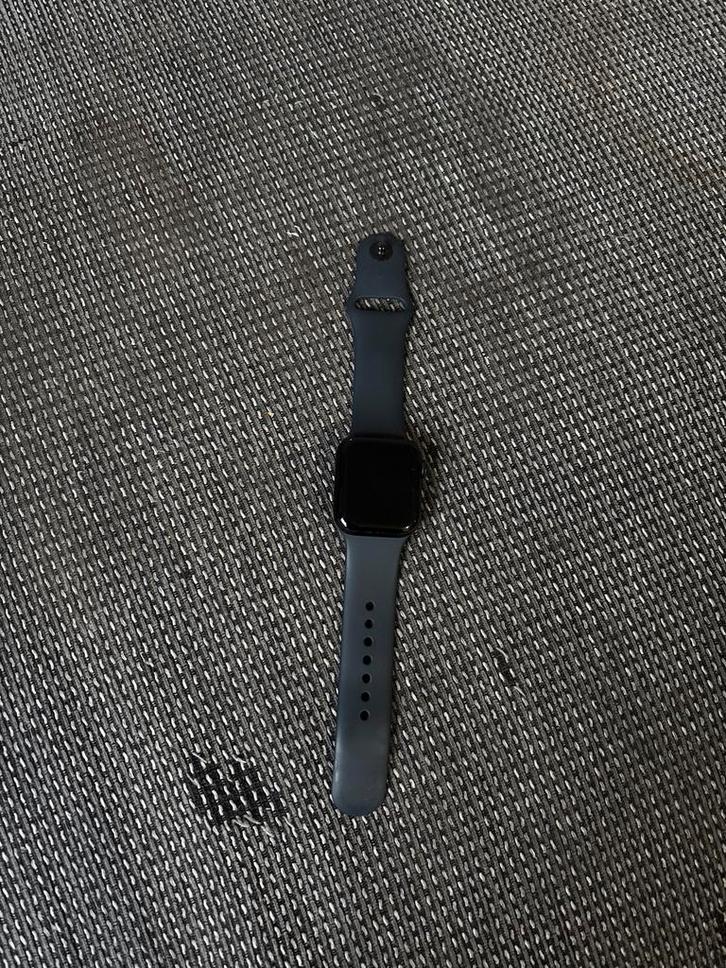 Apple Watch SE 2 - Perfecte Smartwatch!, Sieraden, Tassen en Uiterlijk, Smartwatches, Zo goed als nieuw, iOS, Zwart, Hartslag