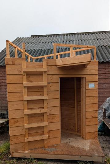 Nieuw douglas speelhuisje! beschikbaar voor biedingen