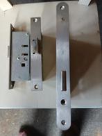 Te koop  cilinderkastslot +div cilinders, Ophalen of Verzenden, Slot