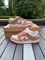 Nike SB Dunk Low Light Cognac, Kleding | Heren, Schoenen, Wit, Nike, Nieuw, Ophalen of Verzenden