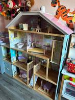 Super grote barbie poppenhuis met lift, Ophalen, Zo goed als nieuw, Poppenhuis
