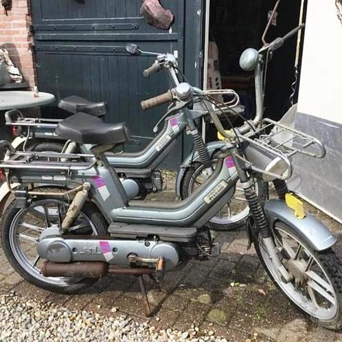 Gezocht Vespa brommer bromfiets oldtimer Si Ciao Piaggio, Fietsen en Brommers, Brommers | Vespa, Ophalen