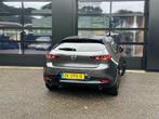 Mazda 3 2.0 e-SkyActiv-G M Hybrid 122 Luxury Navi Bose Camer, Gebruikt, Euro 6, 4 cilinders, 122 pk