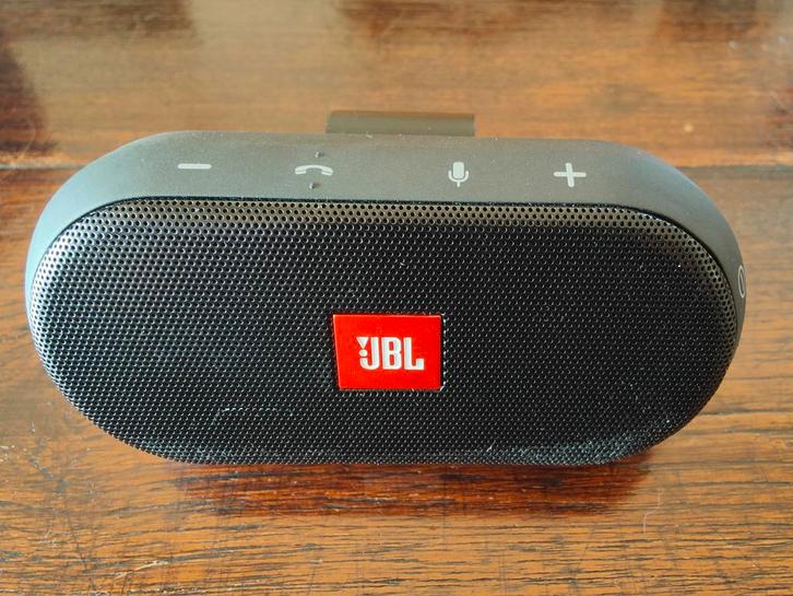JBL Trip Bluetooth car kit Speaker - Compact en Krachtig!, Auto diversen, Carkits, Gebruikt, Ophalen of Verzenden