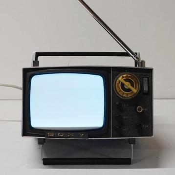Vintage Sony Micro Draagbare Televisie 5-307UW. beschikbaar voor biedingen