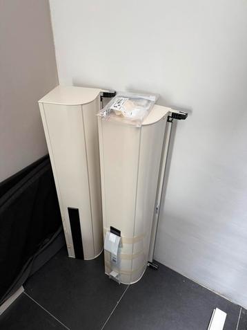 Rolluik Solar elektrisch 2 stuks breed 1060 x 2450 ral 9001 beschikbaar voor biedingen