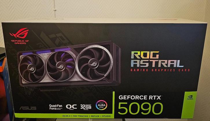 ASUS ROG RTX 5090 Astral OC, Computers en Software, Videokaarten, Zo goed als nieuw, Nvidia, PCI-Express 5.0, GDDR6, HDMI, DisplayPort