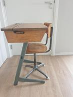 Vintage kinderbureau met stoel, Kinderen en Baby's, Kinderkamer | Tafels en Stoelen, Ophalen, Gebruikt, Tafel(s) en Stoel(en)