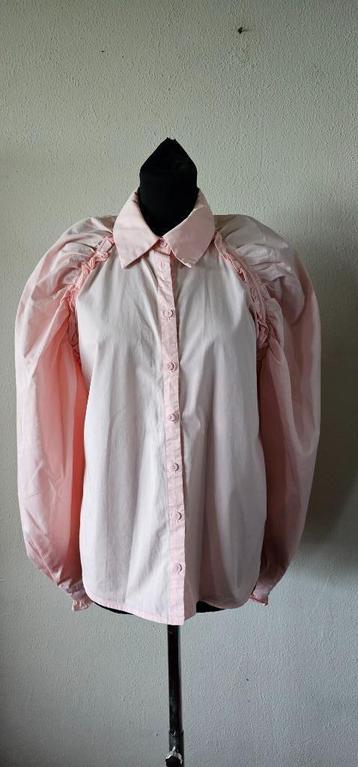 rose blouse van Hunkon maat L (3825) beschikbaar voor biedingen