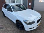 BMW 1-serie 116i / Clima / 5DRS / NAP / LM, Auto's, 1-Serie, Gebruikt, 4 cilinders, Met garantie (alle)