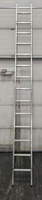 Zeer goede aluminium steekladder 14 tredens, Ophalen, Zo goed als nieuw, 4 meter of meer