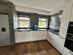 Complete Hoekkeuken met Apparatuur, Huis en Inrichting, Keuken | Complete keukens, Ophalen, Gebruikt, Wit, Hoekkeuken