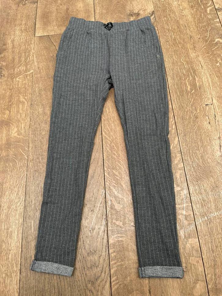 Mango broek mt 128, zgan, Kinderen en Baby's, Kinderkleding | Maat 128, Zo goed als nieuw, Meisje, Broek, Ophalen of Verzenden