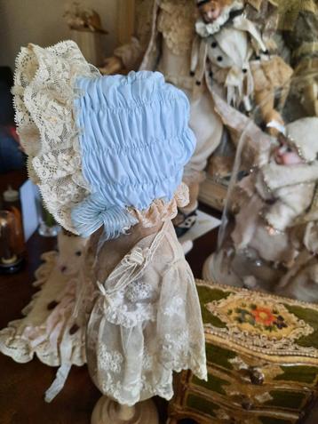 Bonnet in Victoriaanse stijl Antiek kant 22,50€
