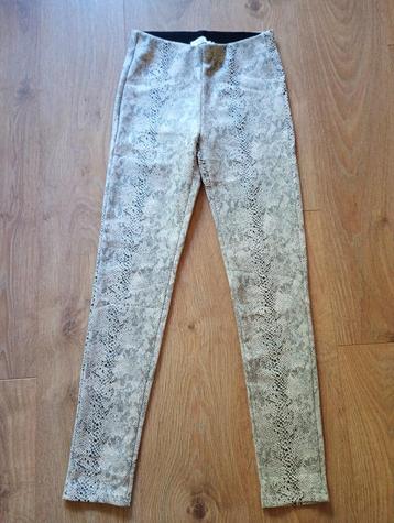 Mooie lichtblauw gekleurde tregging/legging mt S beschikbaar voor biedingen