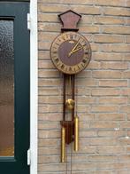 Vintage wandklok uit 1974, Ophalen of Verzenden, Gebruikt, Analoog, Wandklok