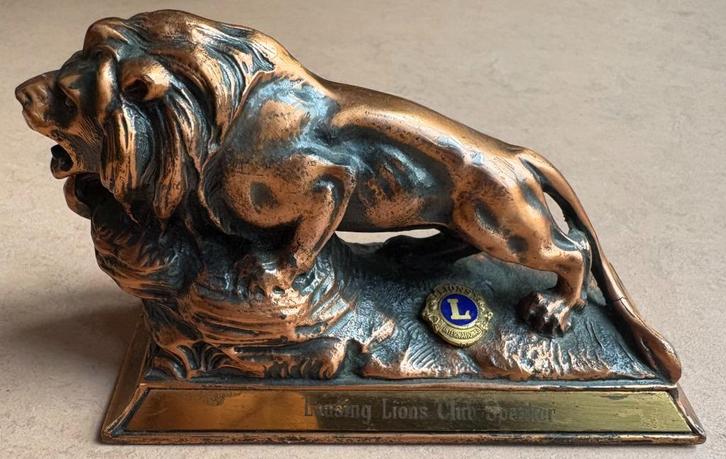Mooi vintage leeuwtje van de Lions Club (VS), Antiek en Kunst, Kunst | Beelden en Houtsnijwerken, Ophalen of Verzenden
