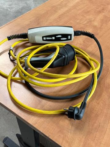 Laadkabel vag als nieuw voor 230v beschikbaar voor biedingen