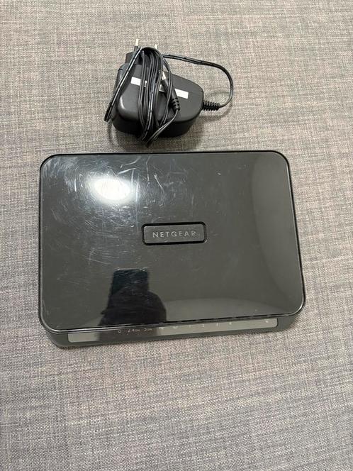 For Sale: Netgear WNDR3700 Dual-Band Gigabit Router, Computers en Software, Routers en Modems, Zo goed als nieuw, Router, Ophalen of Verzenden