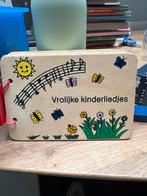Houten Kinderliedjes Boekje, Ophalen, Gelezen, Uitklap-, Voel- of Ontdekboek, 0 tot 6 maanden
