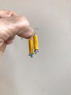 Oorhangers aan haak, Sieraden, Tassen en Uiterlijk, Oorbellen, Hangers, Geel, Nieuw, Ophalen of Verzenden