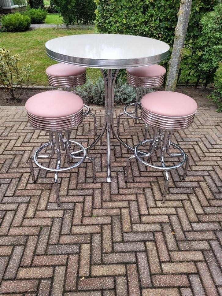 4 roze Bel Air barkrukken + bartafel retro fifties sixties, Huis en Inrichting, Barkrukken, Zo goed als nieuw, 60 tot 90 cm, 4 krukken