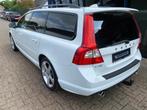 Volvo V70 2.5FT R-Design 230PK LEER / XENON / TREKHAAK / PDC, Gebruikt, Handgeschakeld, Onderhoudsboekje, 5 cilinders