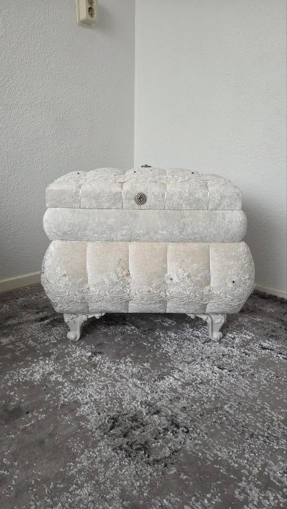 Luxe decoratieve opbergkist / Bruidsschatkist, Ophalen