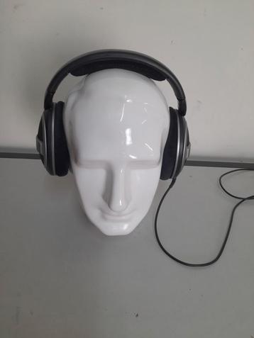 Sennheiser HD 559 koptelefoon beschikbaar voor biedingen