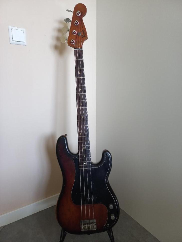 FENDER PRECISION, Muziek en Instrumenten, Snaarinstrumenten | Gitaren | Bas, Gebruikt, Elektrisch, Ophalen of Verzenden