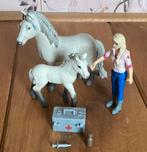 Schleich set dokter merrie en veulen (15), Ophalen of Verzenden, Zo goed als nieuw