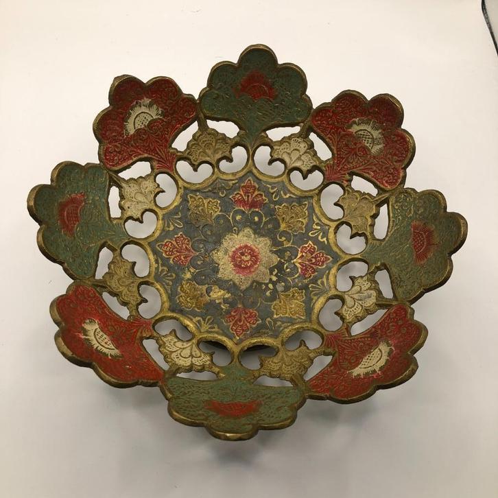 Sierschaal met opengewerkt bloemmotief, Huis en Inrichting, Woonaccessoires | Schalen en Manden, Zo goed als nieuw, Rechthoekig